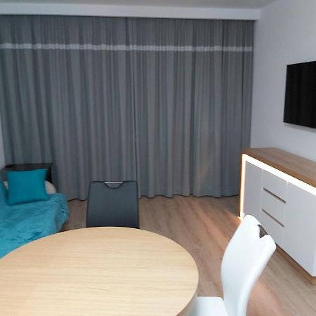 Spectrum Super Vip Free Parking Gdansk Exterior photo